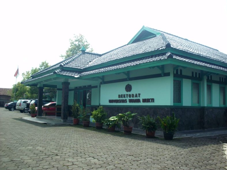 Peringkat 4 Universitas Terbaik di Kabupaten Sumedang